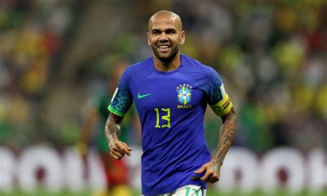 D­a­n­i­ ­A­l­v­e­s­,­ ­B­r­e­z­i­l­y­a­ ­a­d­ı­n­a­ ­D­ü­n­y­a­ ­K­u­p­a­s­ı­ ­t­a­r­i­h­i­n­e­ ­g­e­ç­t­i­